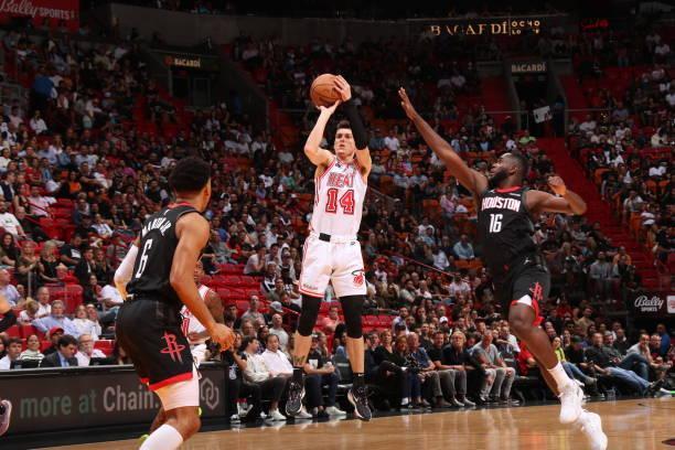 东契奇凭借 东契奇凭借